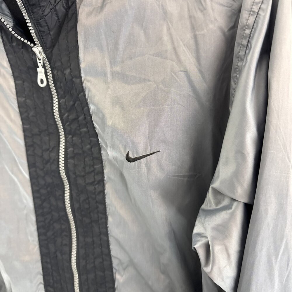 Vintage Y2K Nike Jacket Size Women’s Medium Cinch Waist Pockets Gray Black - Picture 3 of 12